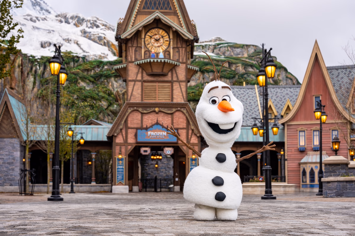 Disney's Worldbuilders Doc Reveals Secrets Behind Iconic Lands