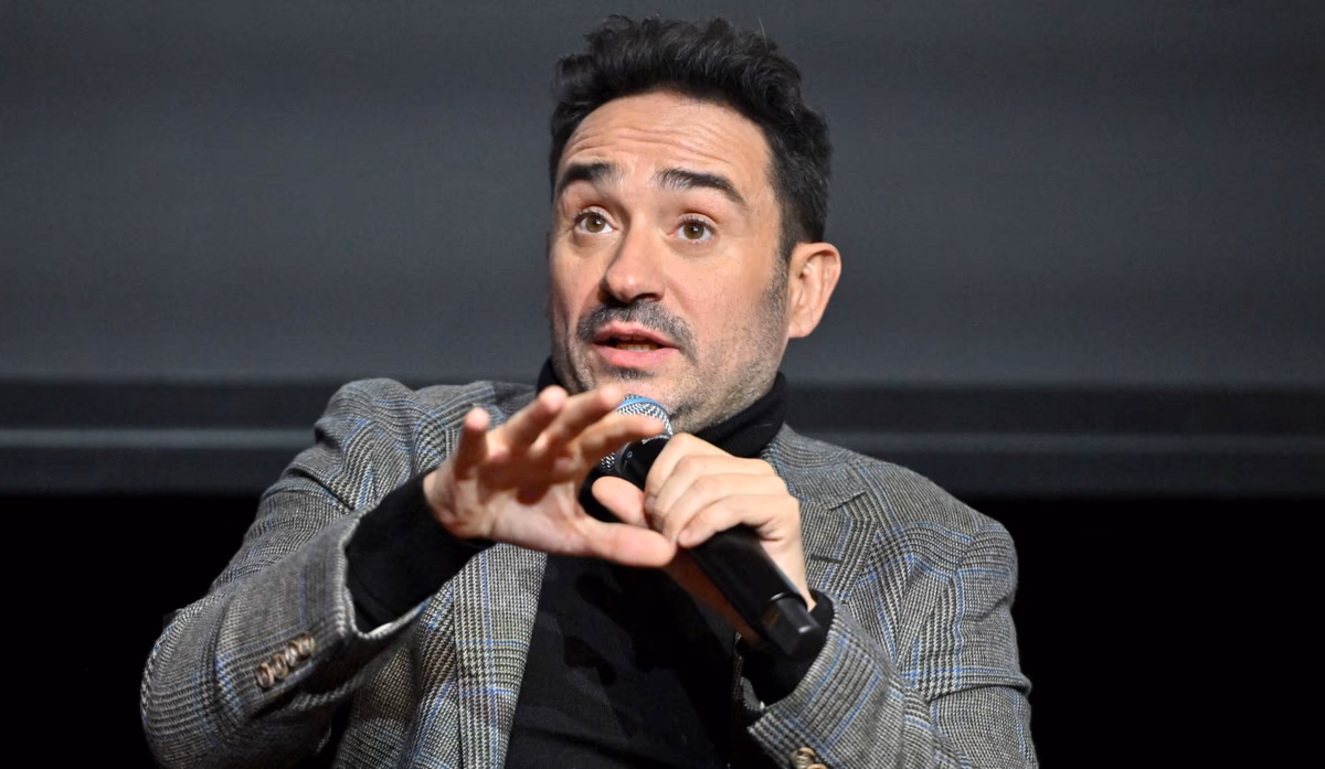 J.A. Bayona Officially Directs Jurassic World Sequel, Here's What We Know