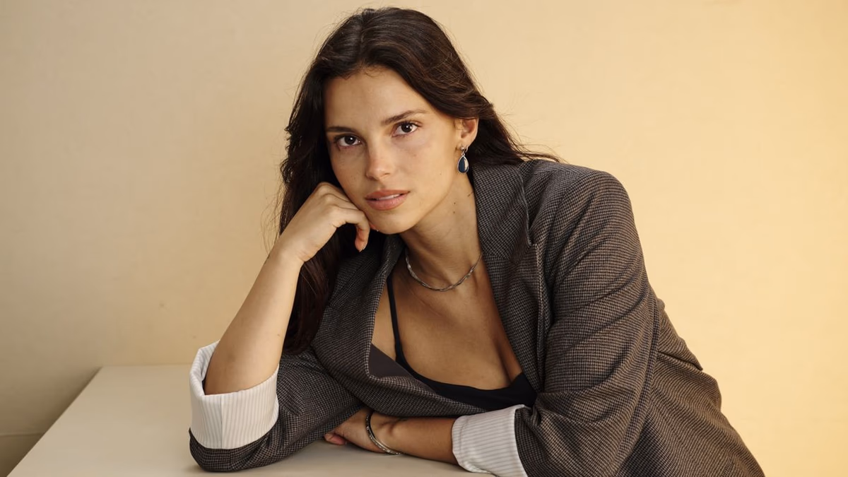 Inde Navarrette Built Her Gaming PC Inspired by Henry Cavill's YouTube Guide