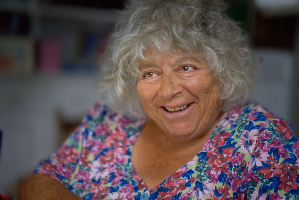 Miriam Margolyes Planea Película Largometraje Después del Corto Nominado a los Óscar 'Un Amigo de Dorothy'