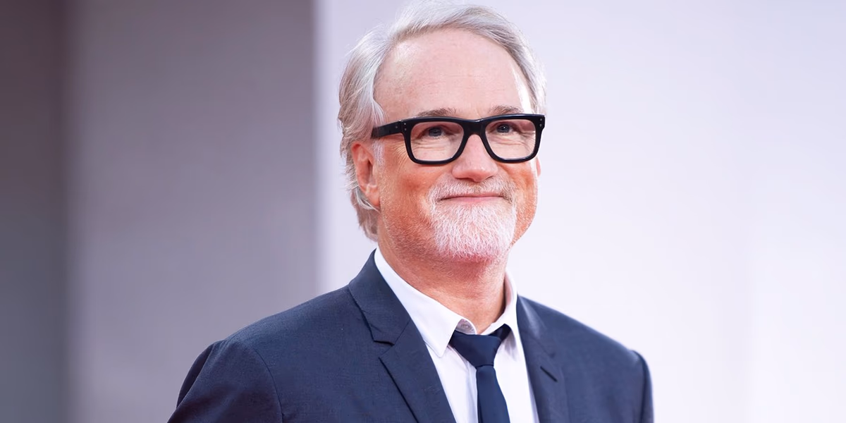 Courteney Cox's 'Evil Genius' Banks on Arquette & Harbour, Not Fincher Cameos