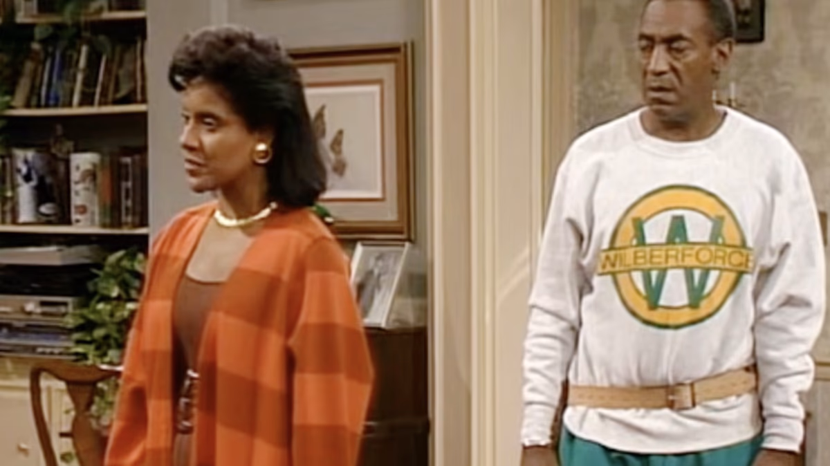 5 Beloved '80s Sitcoms That Now Feel Like Relics
